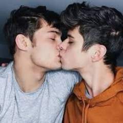 Boy09 gay photo on New York Gays Club