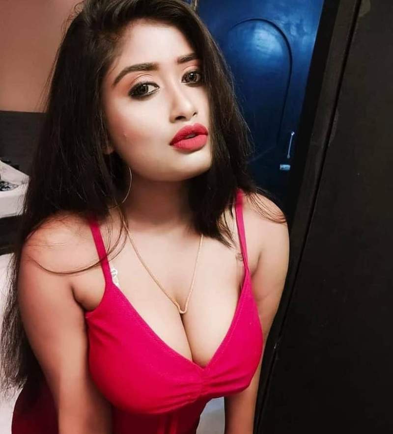 CALL GIRLS SERVICE IN MODEL TOWN 9540987624 ESCORT SERVICE IN DELHI NCR SHPOT 2000 NIGHT 7000