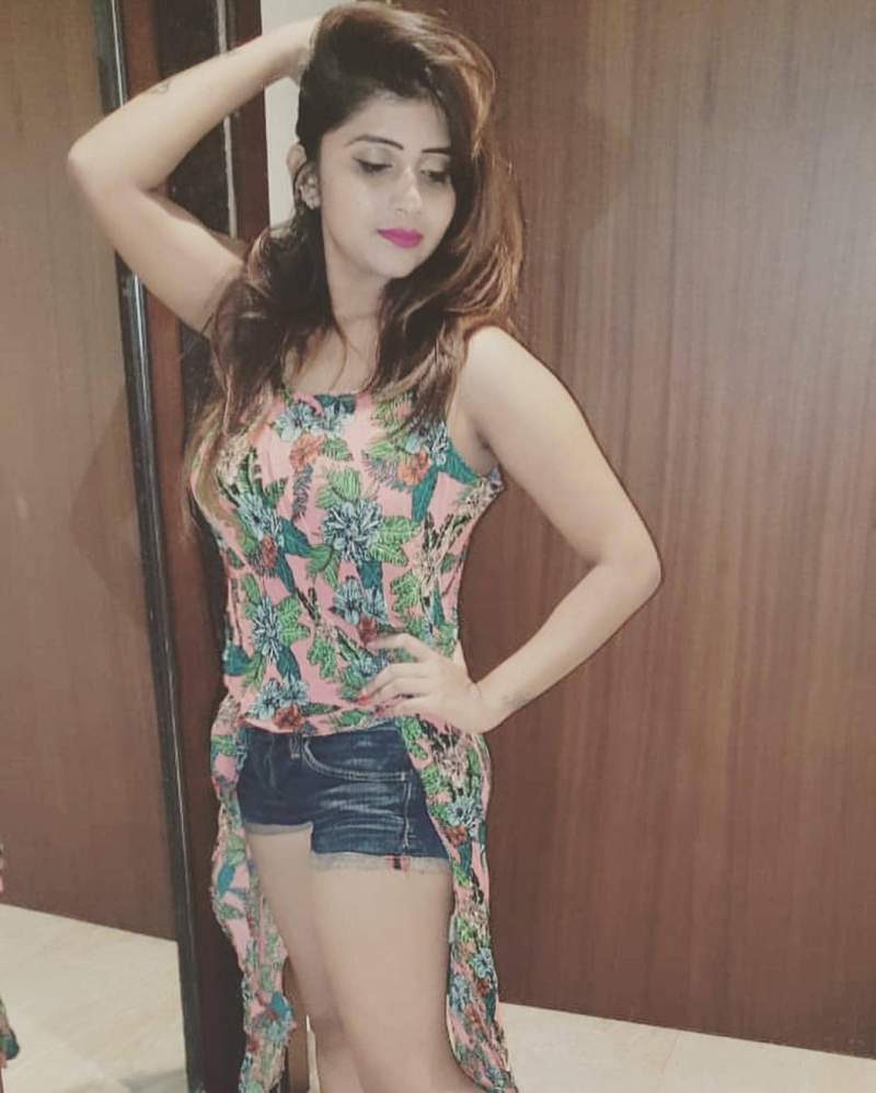 Young Call Girls in Ashram (Delhi) ✞93109✞47809✞ 100,% trusted and Genuine Escorts service available In Delhi Ncr