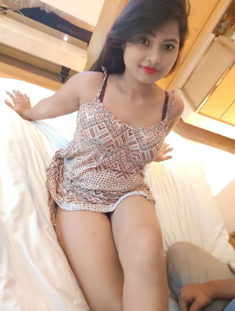 Sexy Call Girls In Karol Bagh Metro 9999218229 Shot 1500 Night 6000 With Space