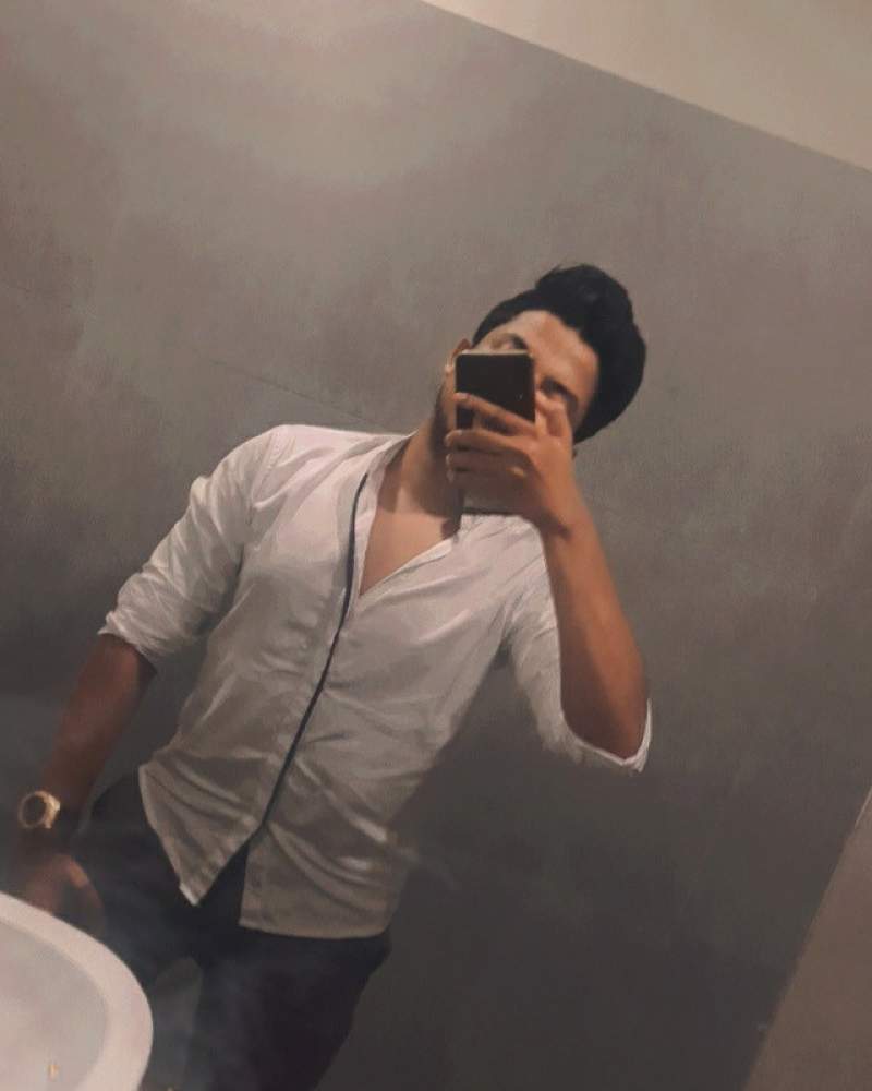 Sri Lankan young guy looking for a couple or a lady to have a good time in Manama ❤️ +97334176999 drop a text or call. Open minded and pirvacy !
