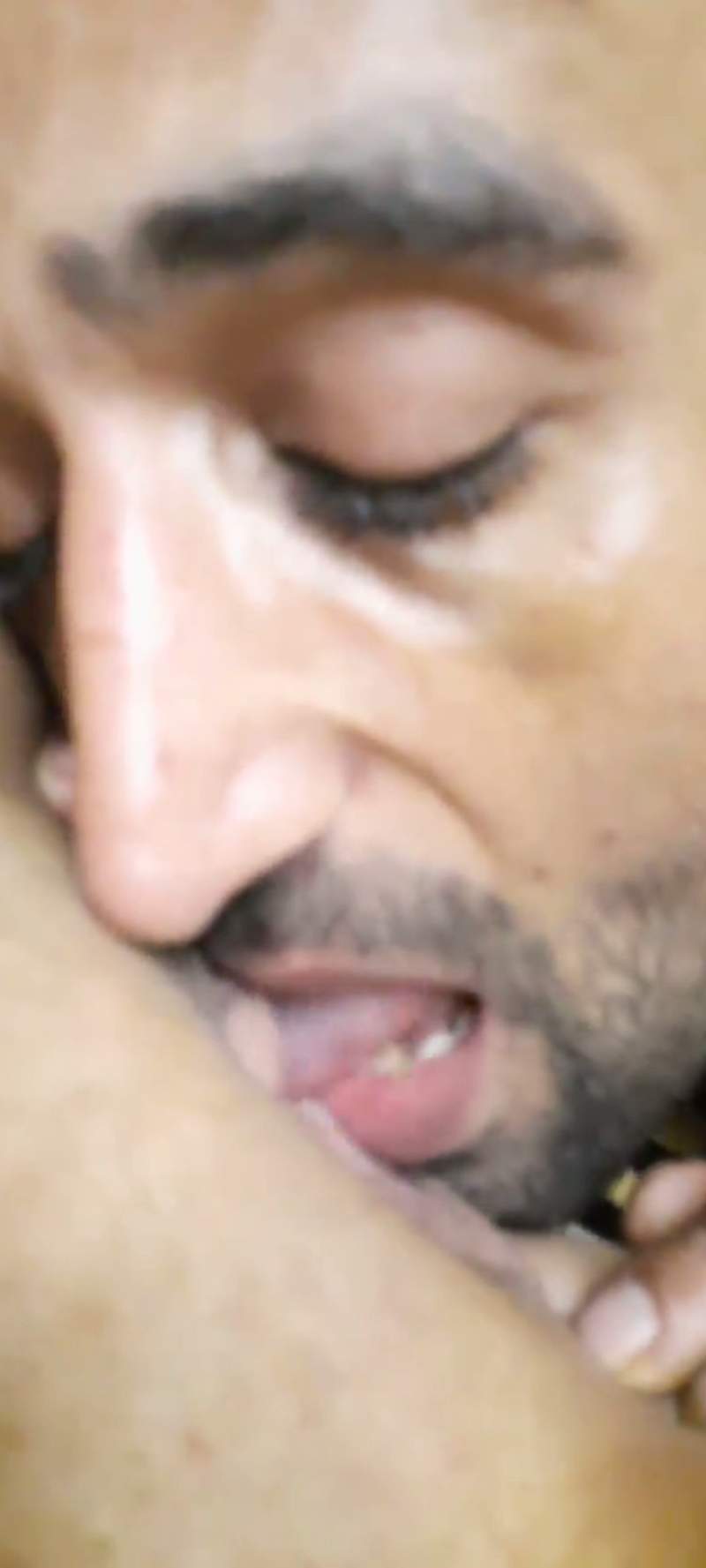 I love eating pussy and I eat my wife pussy every night and make her squirt