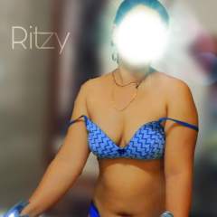 Ravi Ritzy swinger photo on SwingersPlay.