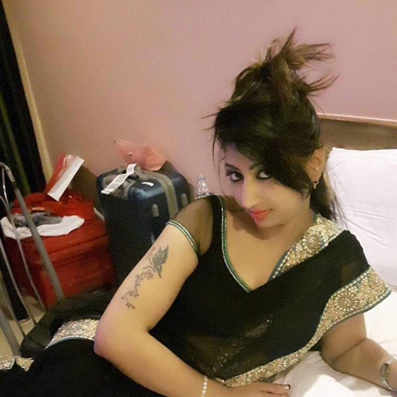Call Girls In Delhi Laxmibai Nagar |( +91)-83779 – 49611Get High profile College girls And Hot Models 24/7 Available