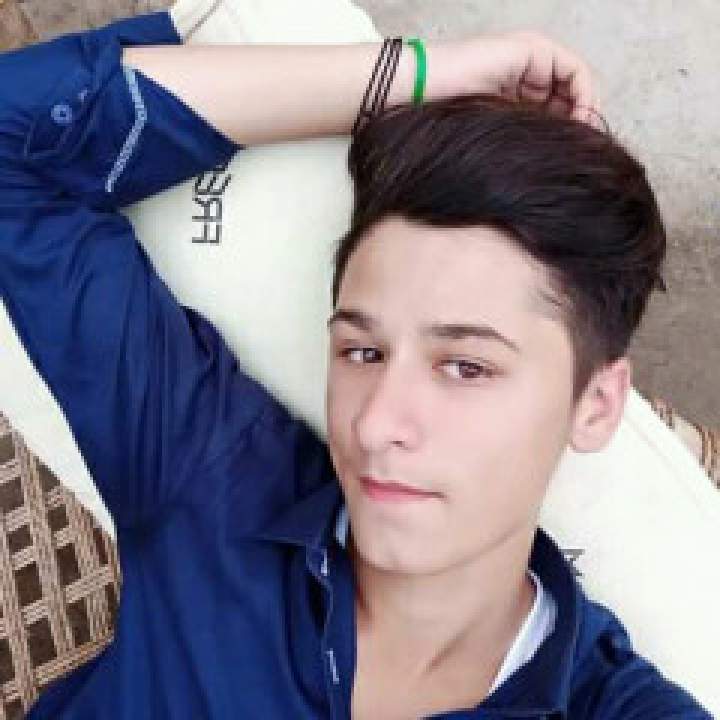 Chandee Photo On Pakistan Gays Club
