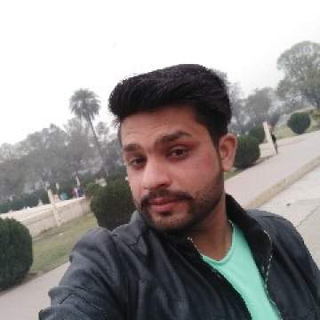Adi Photo On Lahore Kinkers Club