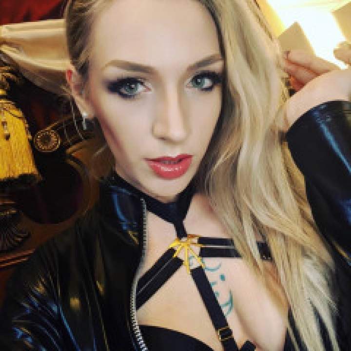Domme4sub Photo On Jungo Live