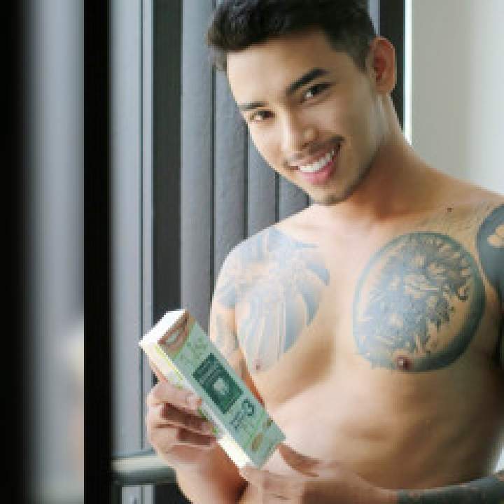 Ko Photo On Thai Charoen Gays Club