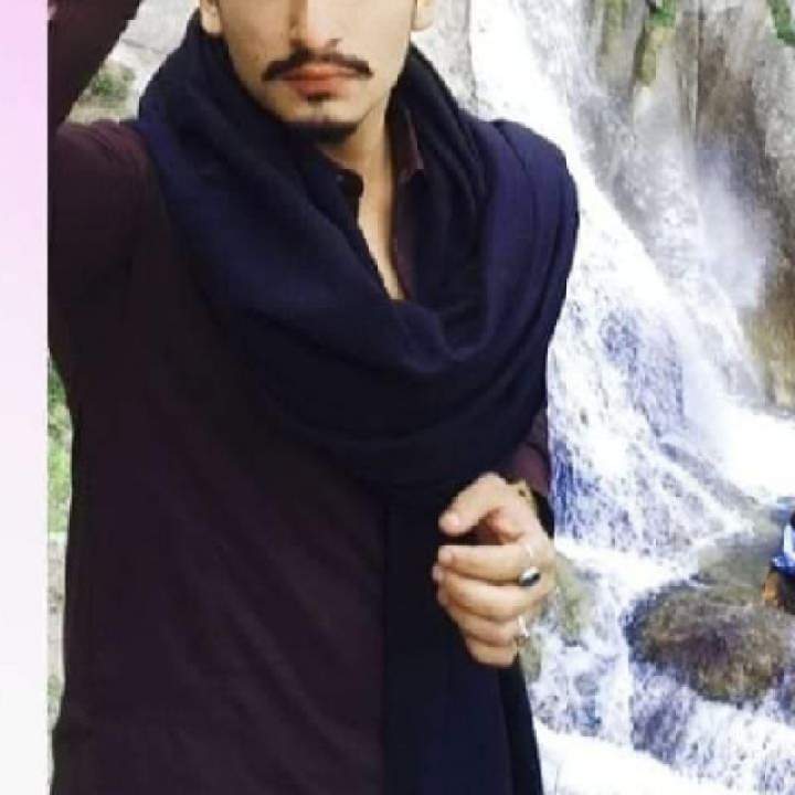 Zohaib Photo On Peshawer Gays Club