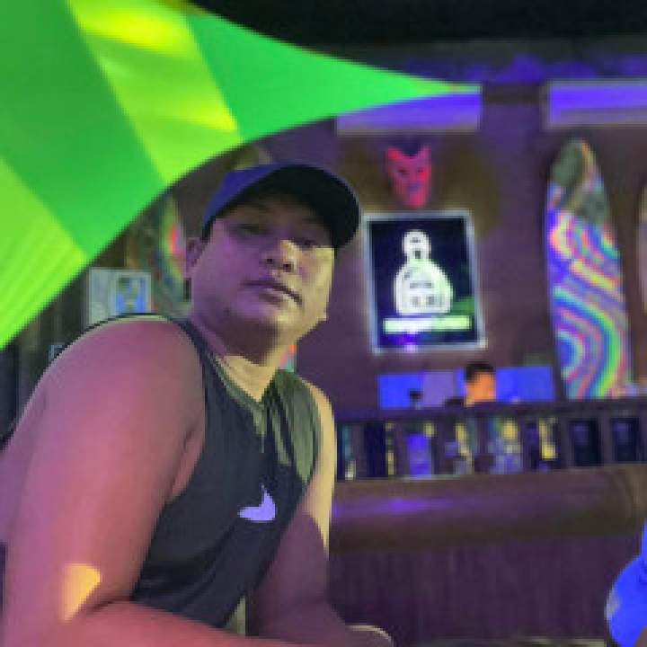 Jun Photo On Manila Gays Club