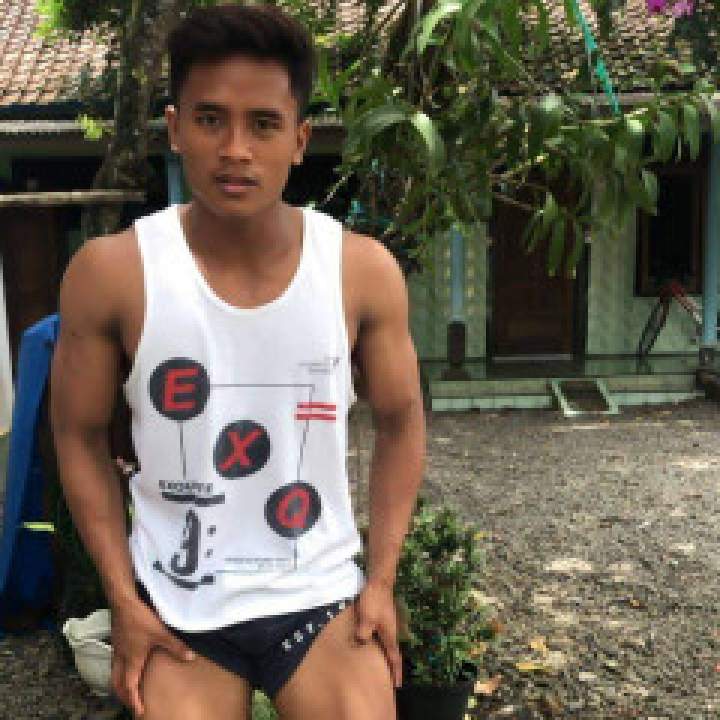 Sandria Photo On Indonesia Gays Club