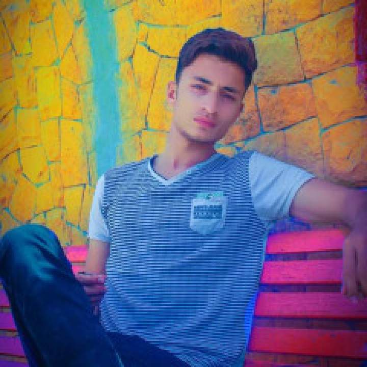 Hassan Photo On Karachi Gays Club