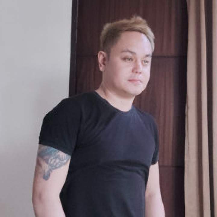 Khen Chiong Photo On Philippines Gays Club